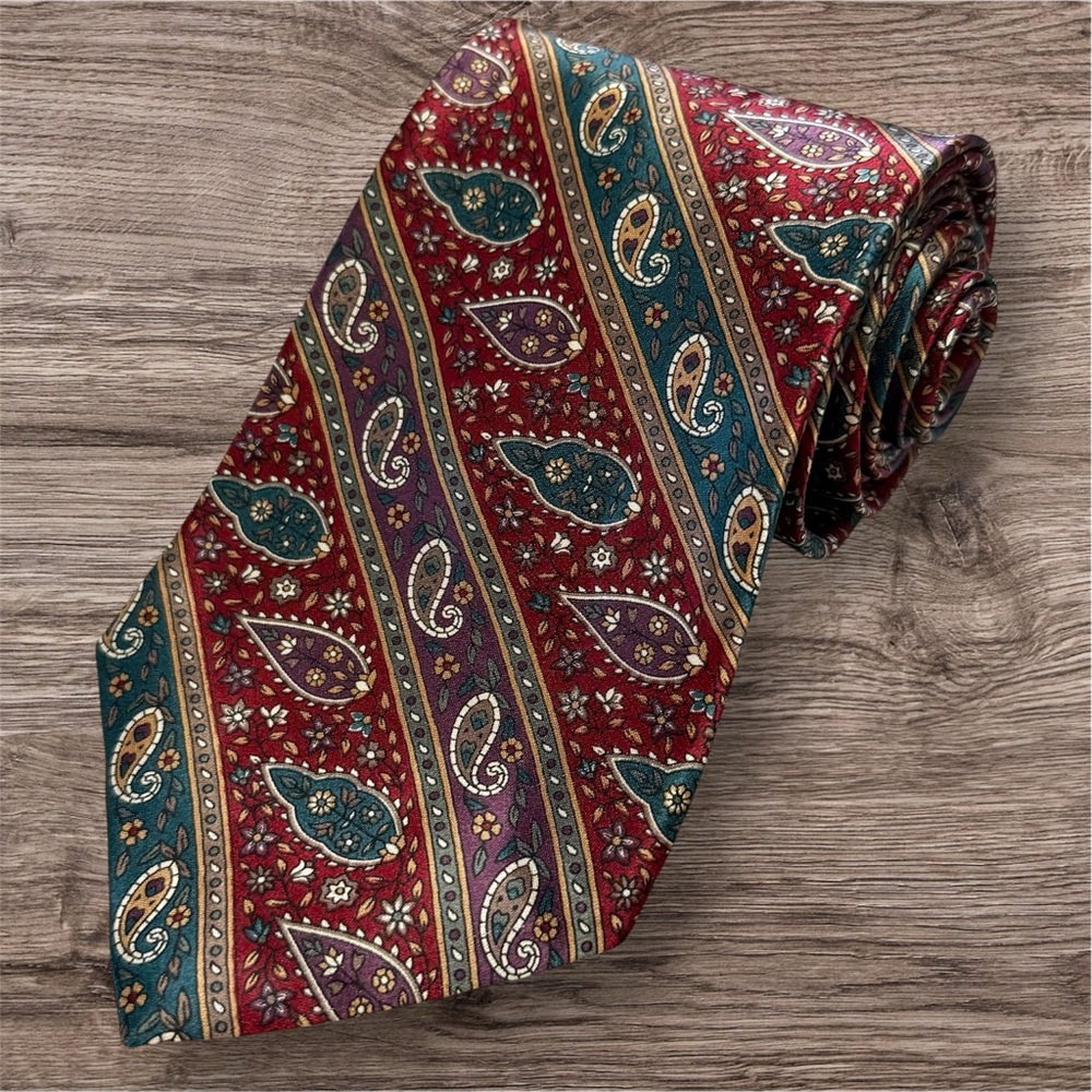 Vintage 90s Oscar de la Renta Couture Collection Necktie 100% Silk Paisley Tie